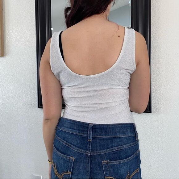 Iris Womens Stretch Allover Shiny Metallic Scoop Neck Sleeveless Bodysuit Size M - Picture 3 of 11